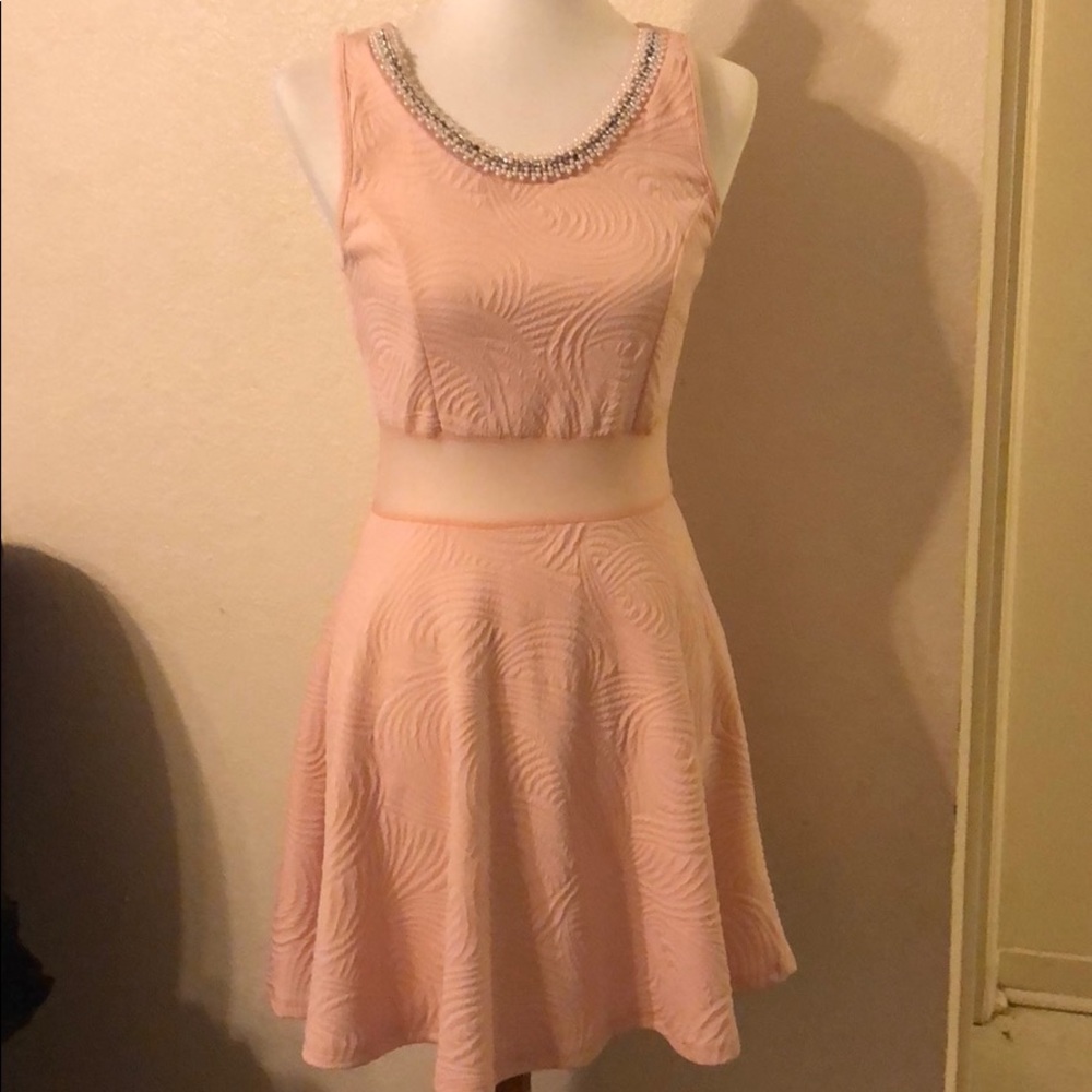 Cream swirl pearl double S dress